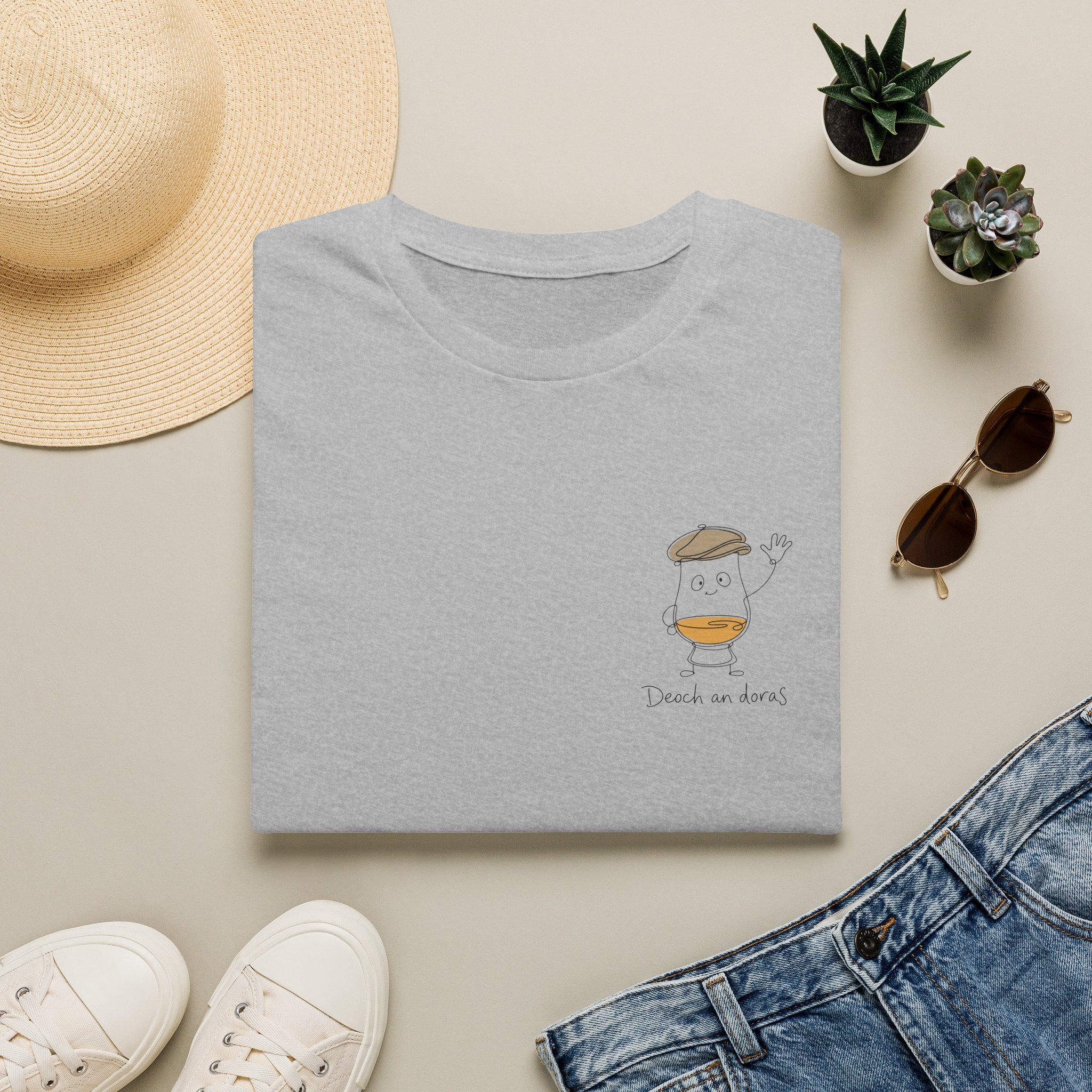 Deoch an doras mini - cartoon Tee